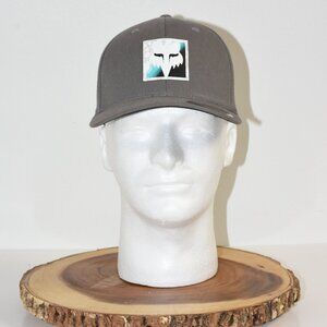 Grey Fox Head Flexfit Hat Size S/M NWT - Stylish White, Tan & Teal Logo